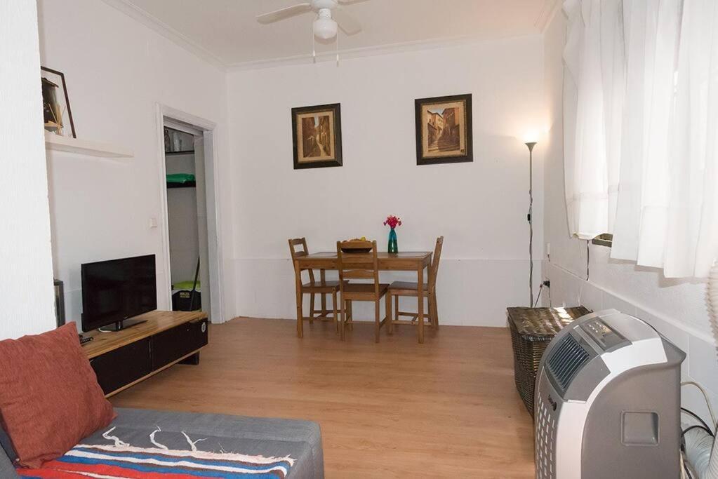 The Oasis One Spacious Apartment In Sevilla Exterior photo